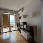 Golden Lux Apartment