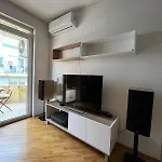 Golden Lux Apartment